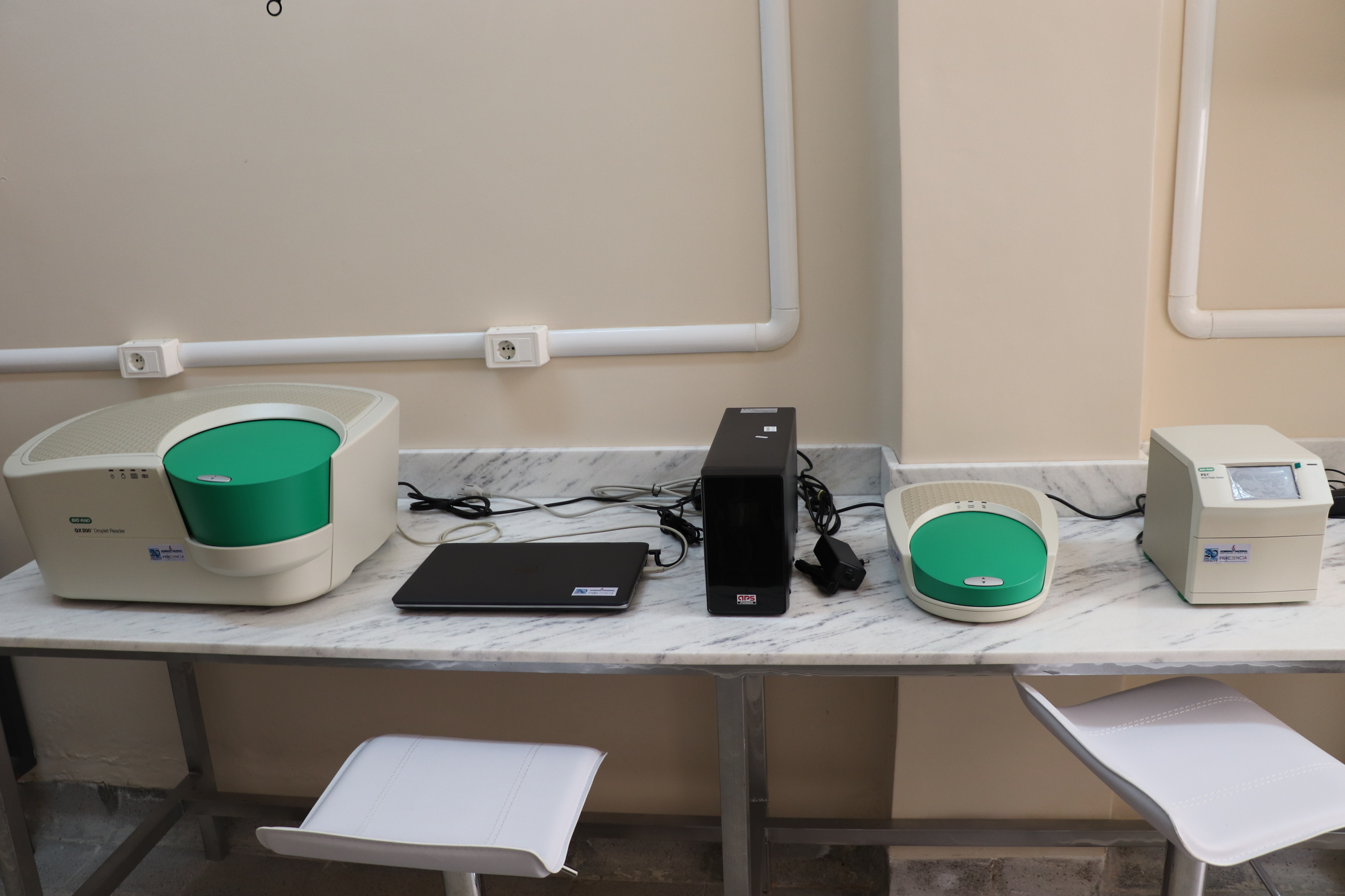 El IICS inauguró el primer equipamiento PCR digital en gotas del
